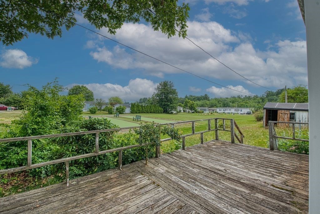 6 Emerald Place