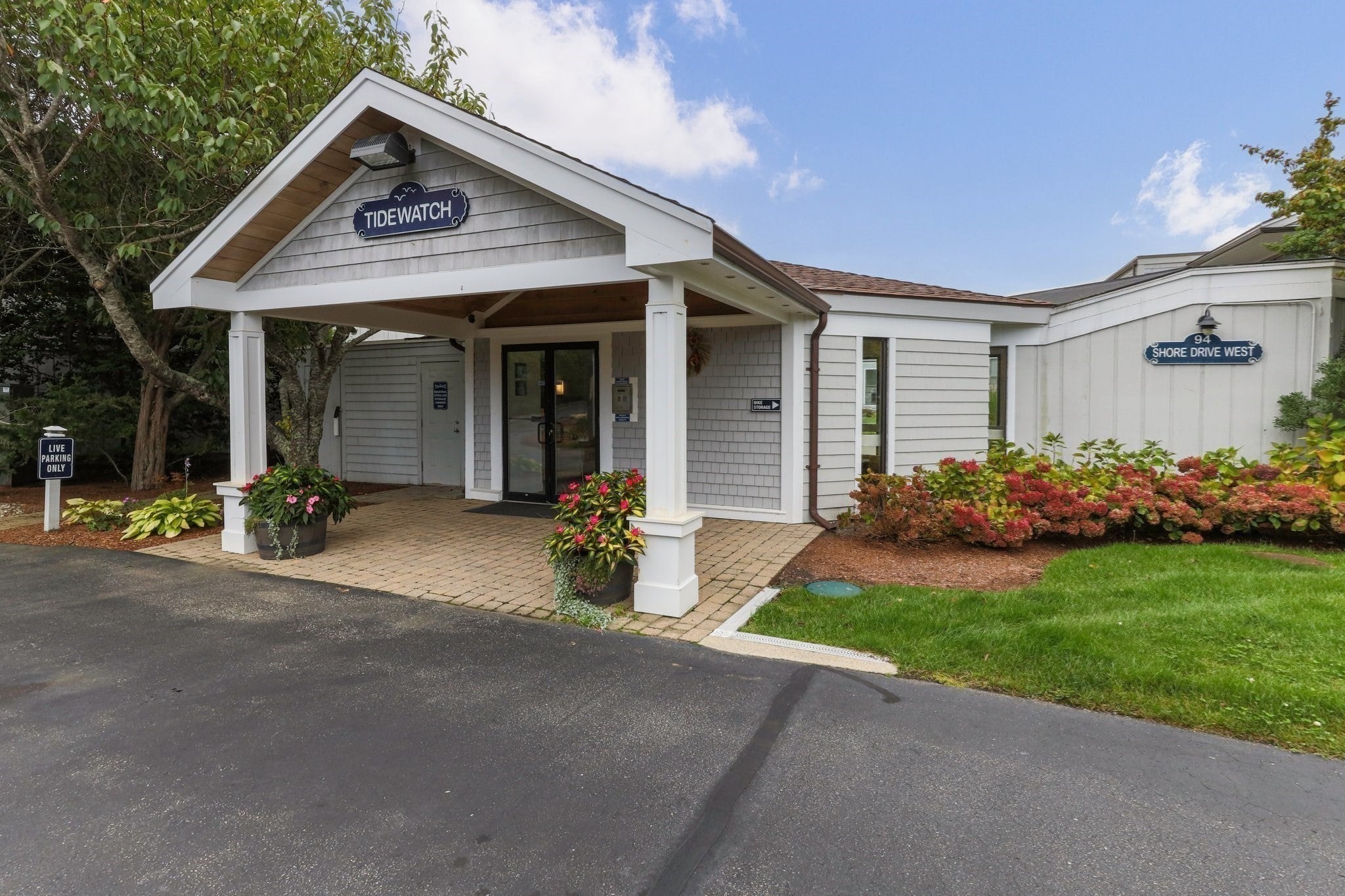 94 Shore Dr W DR #8B, Mashpee, MA, 94 Shore Dr W DR #8B, Mashpee, MA Photo #3