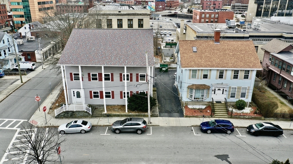 275 Bank St.