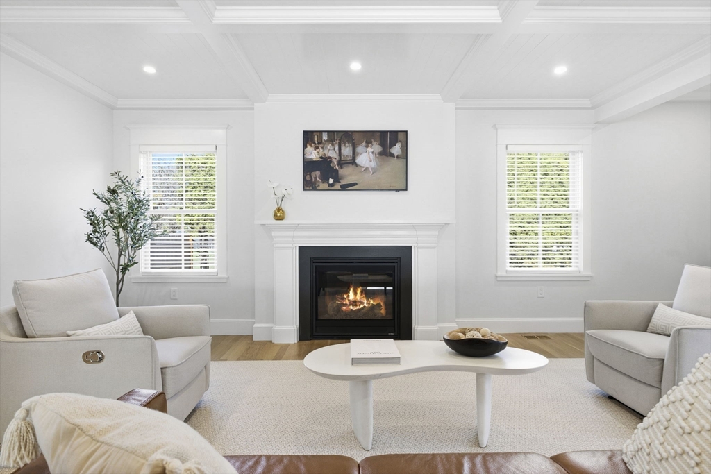 20 Ocean Ave, Swampscott, MA Photo #20