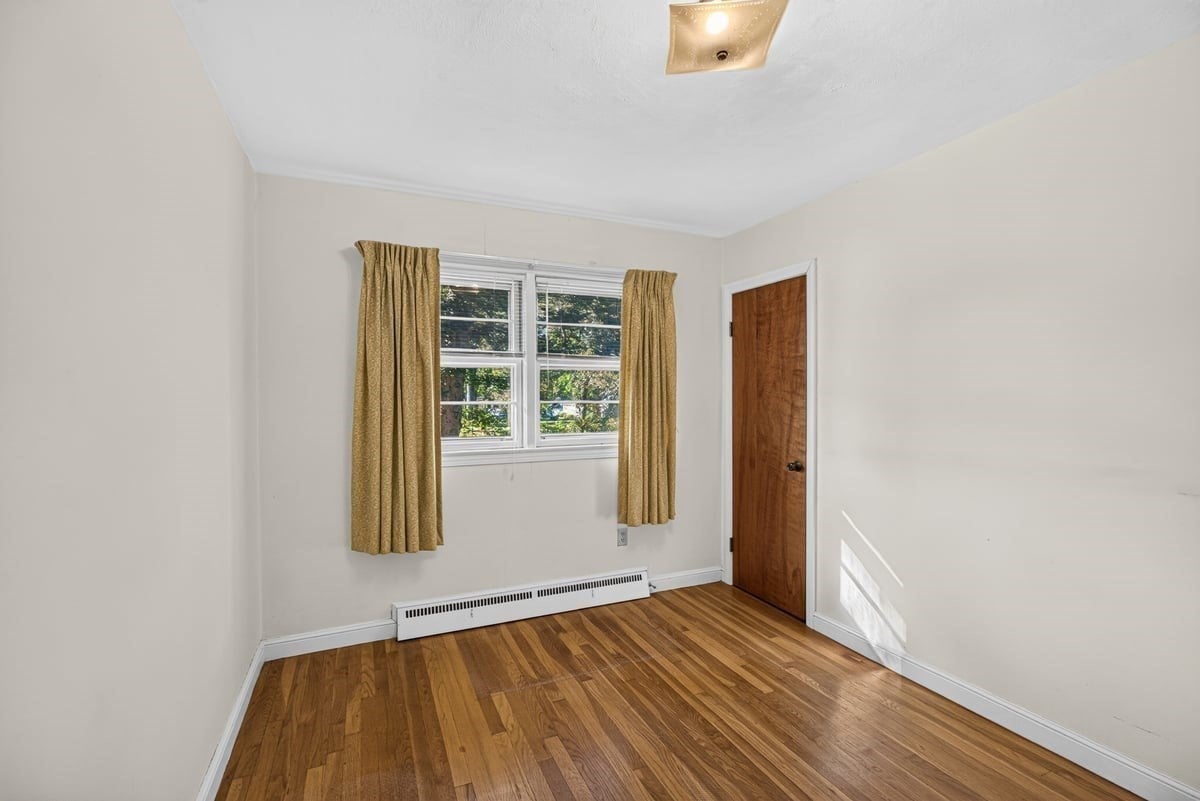 172 Harwich Rd, West Springfield, MA Photo #21