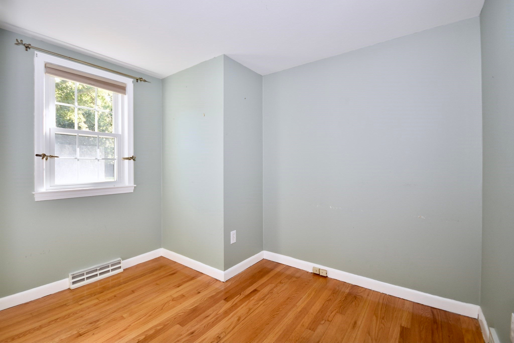 67 Diane Ave, Yarmouth, MA Photo #14