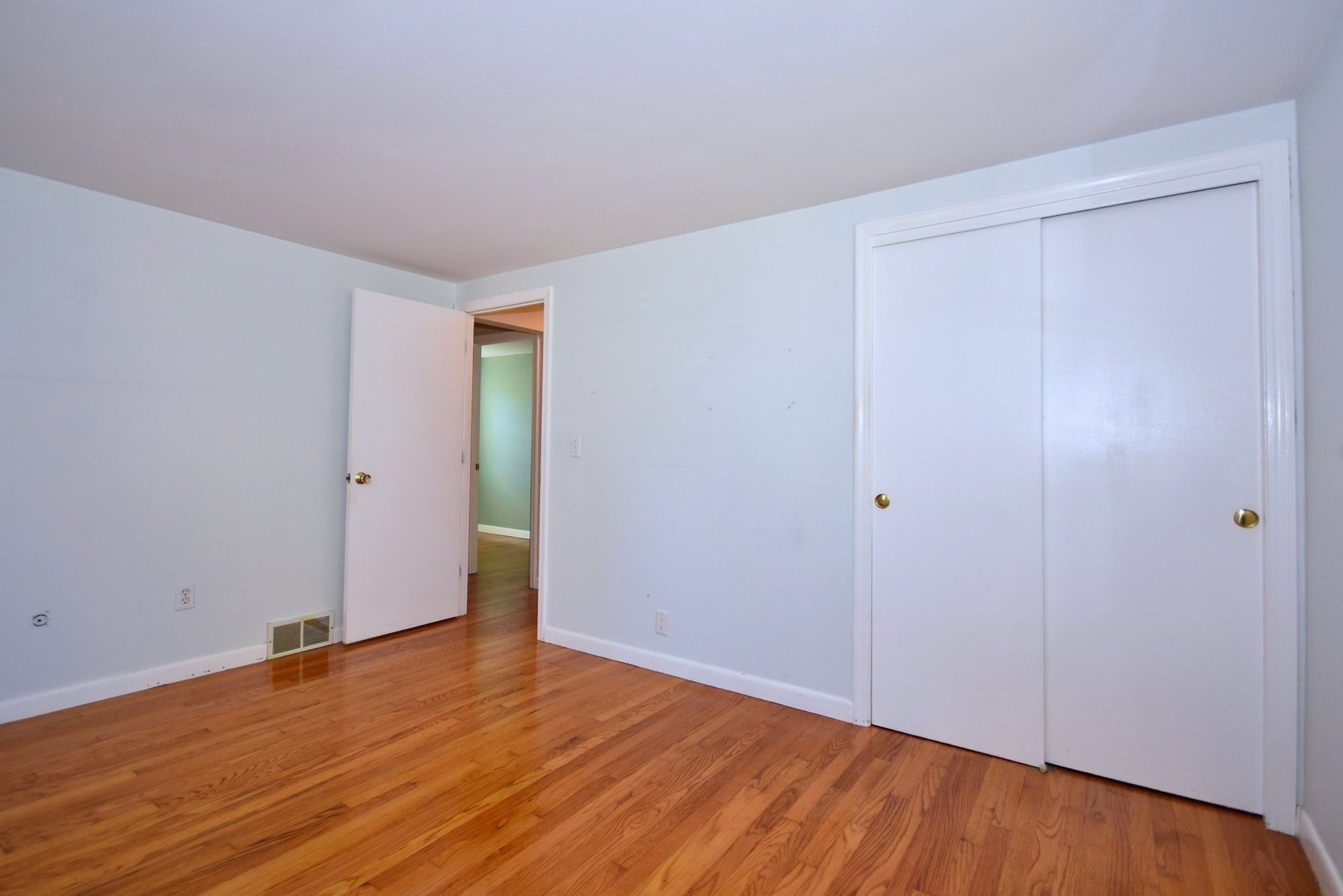 67 Diane Ave, Yarmouth, MA Photo #12