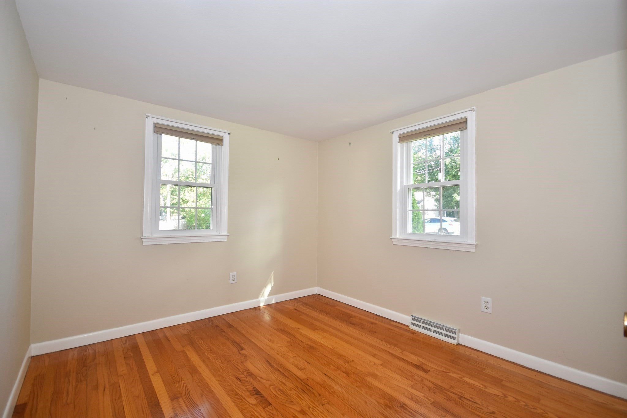 67 Diane Ave, Yarmouth, MA Photo #17