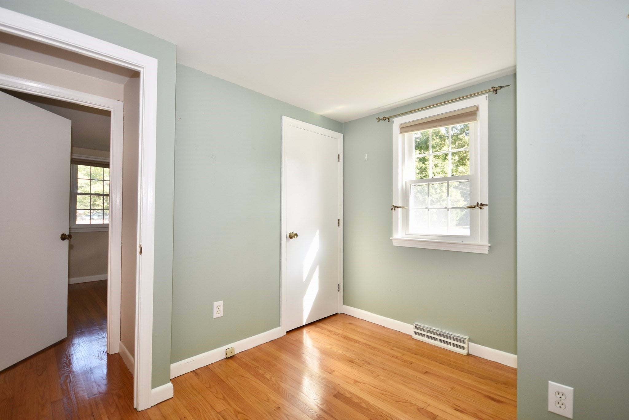 67 Diane Ave, Yarmouth, MA Photo #16