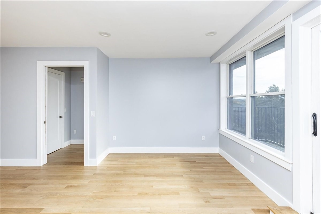 150 W. Broadway 418