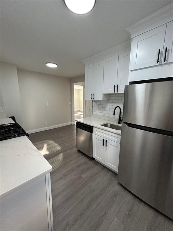 215 Ferry St 1