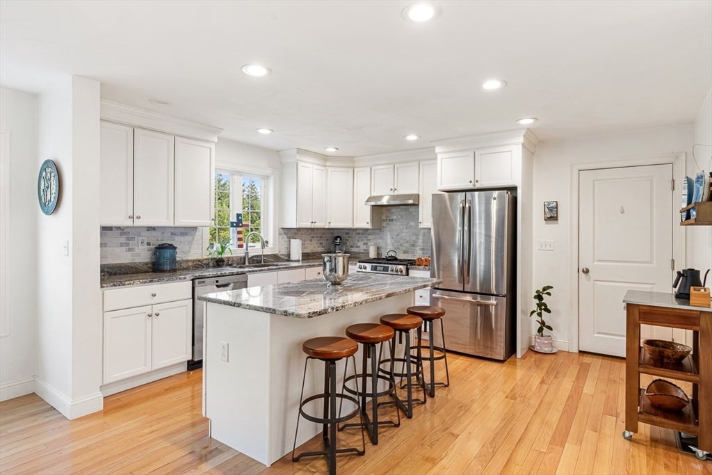 380 N Wheaton Ave, Seekonk, MA Photo #15