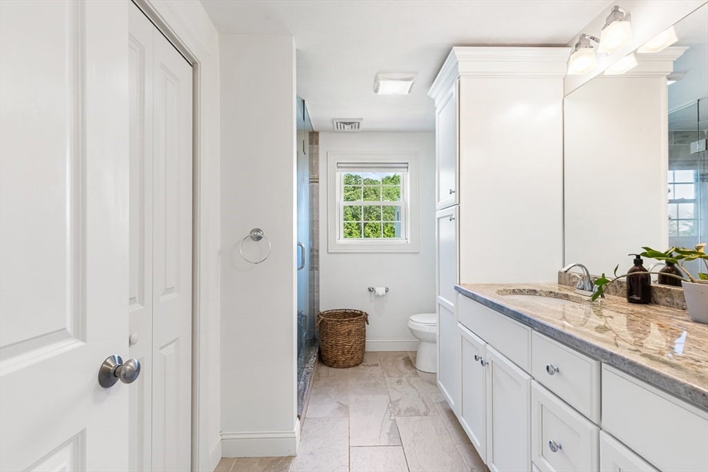 380 N Wheaton Ave, Seekonk, MA Photo #27