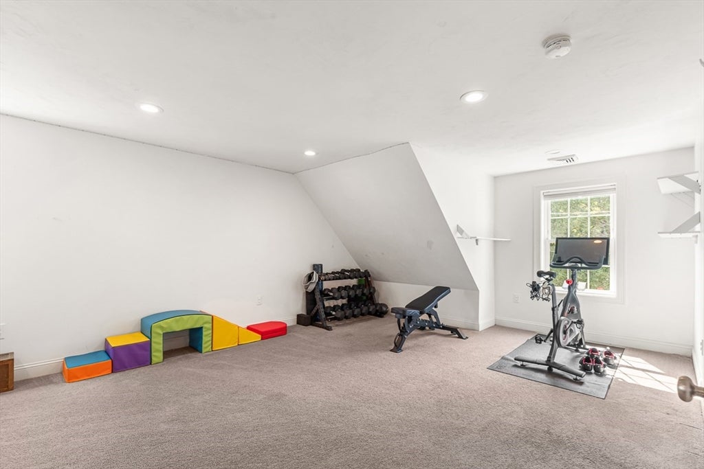 380 N Wheaton Ave, Seekonk, MA Photo #34