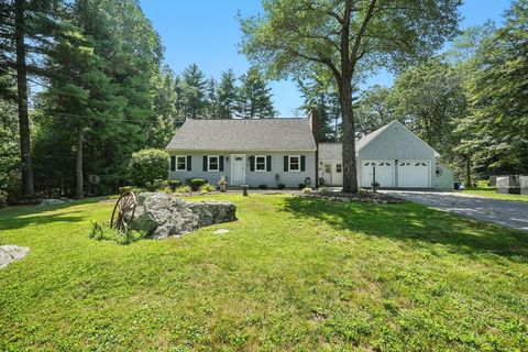 20 Country Club Dr Monson MA 01057