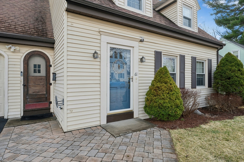 61 Sumner St