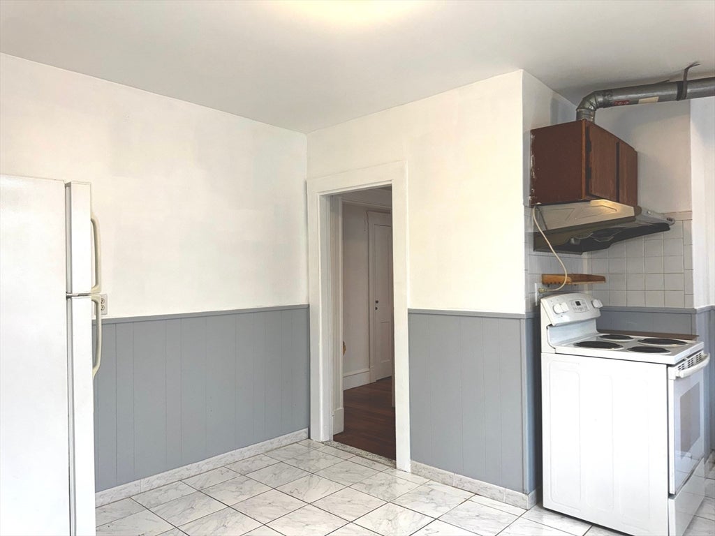 40 Almont St #2, Medford, MA Photo #6