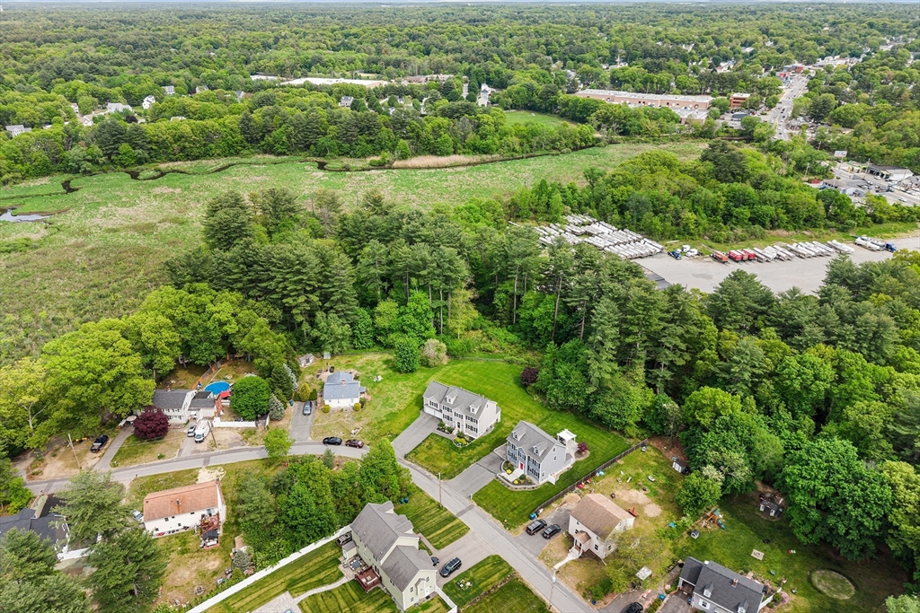27A Devonshire Dr