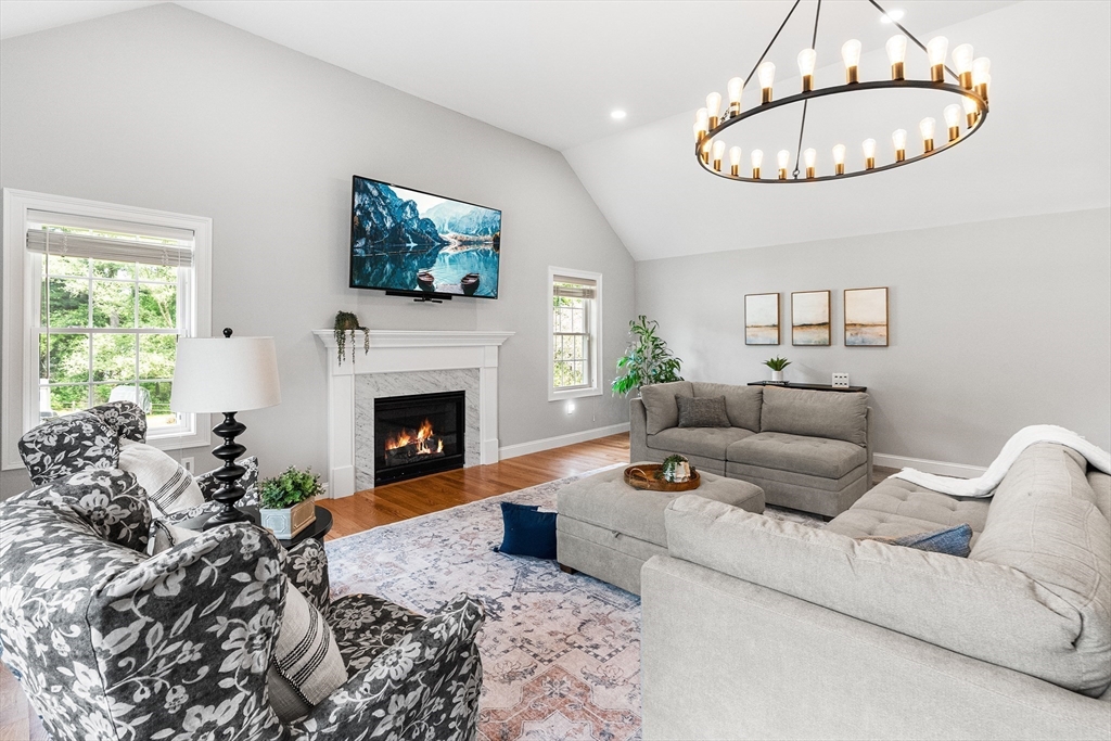 27A Devonshire Dr
