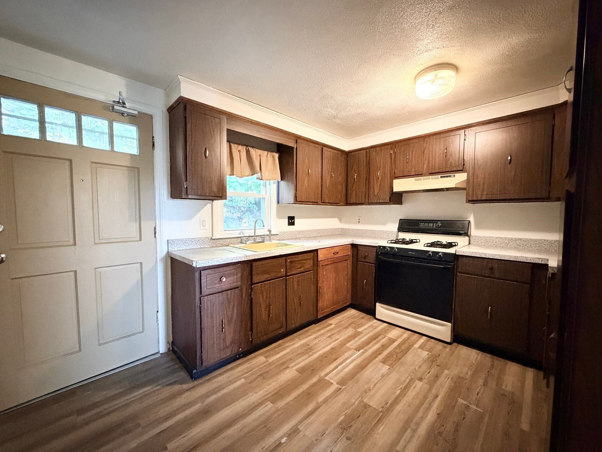 2 Filbert St #4, Quincy, MA, 2 Filbert St #4, Quincy, MA Photo #5