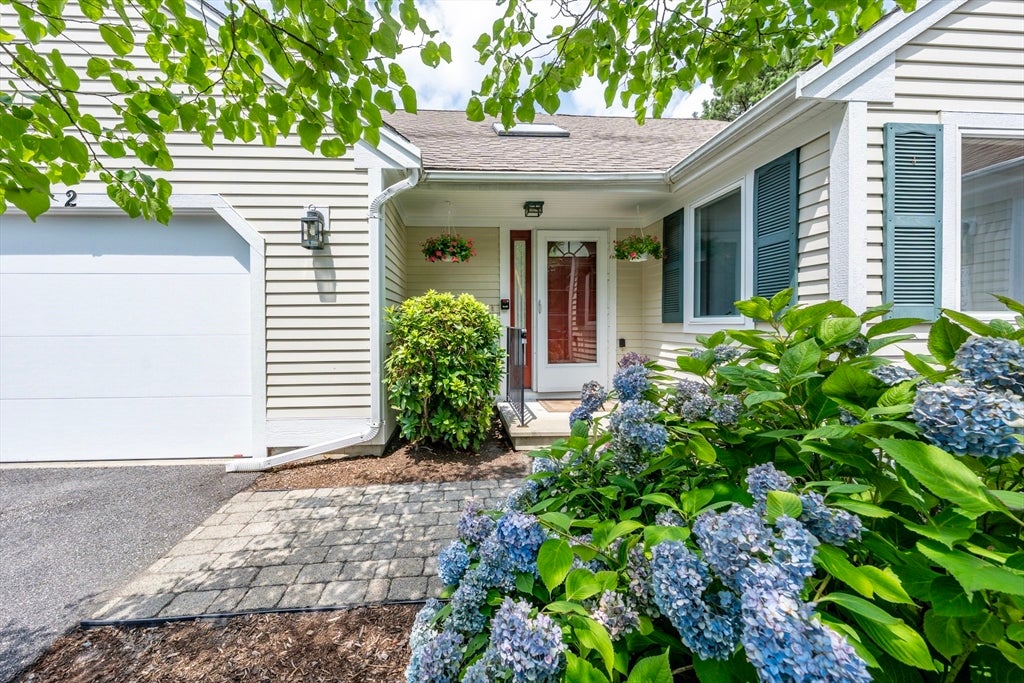 2 Mainsail Cir #70, Mashpee, MA Photo #1