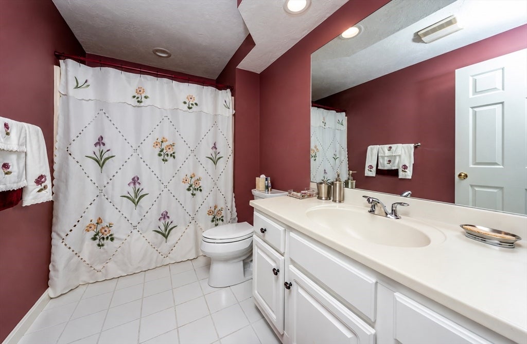 2 Mainsail Cir #70, Mashpee, MA Photo #22