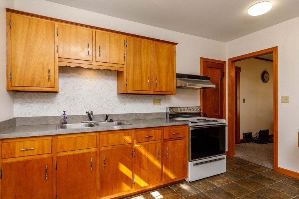 49 Prospect Street, Athol, MA Photo #2