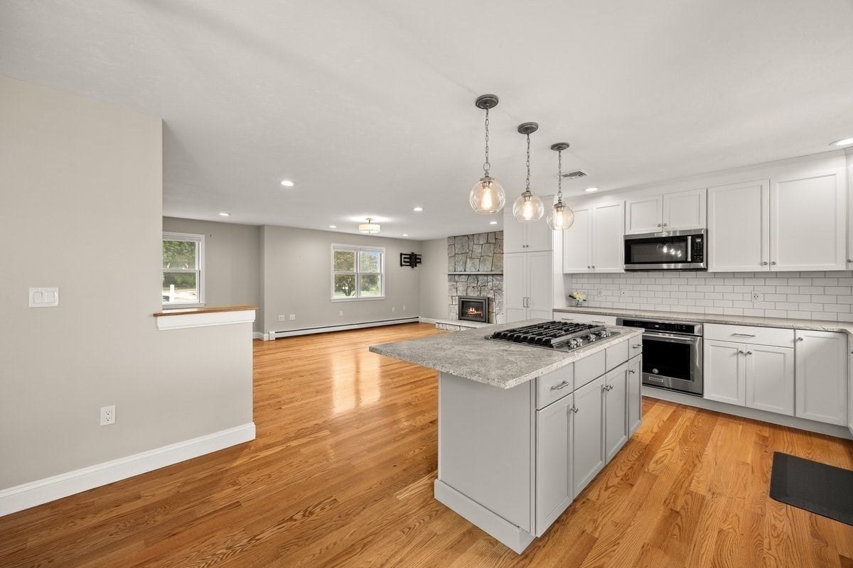 20 Harvest Ln, Braintree, MA, 20 Harvest Ln, Braintree, MA Photo #9