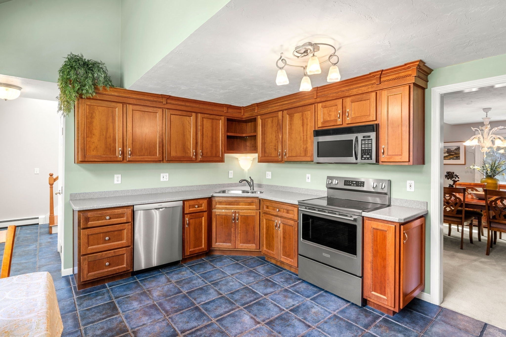 15 Bruce St, Littleton, MA Photo #8