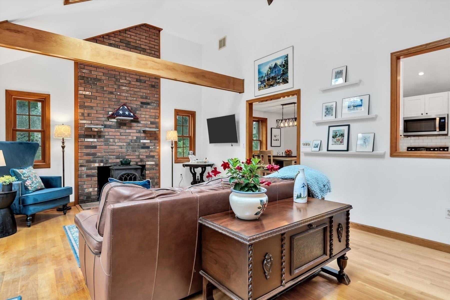 8 Golf Link Cir