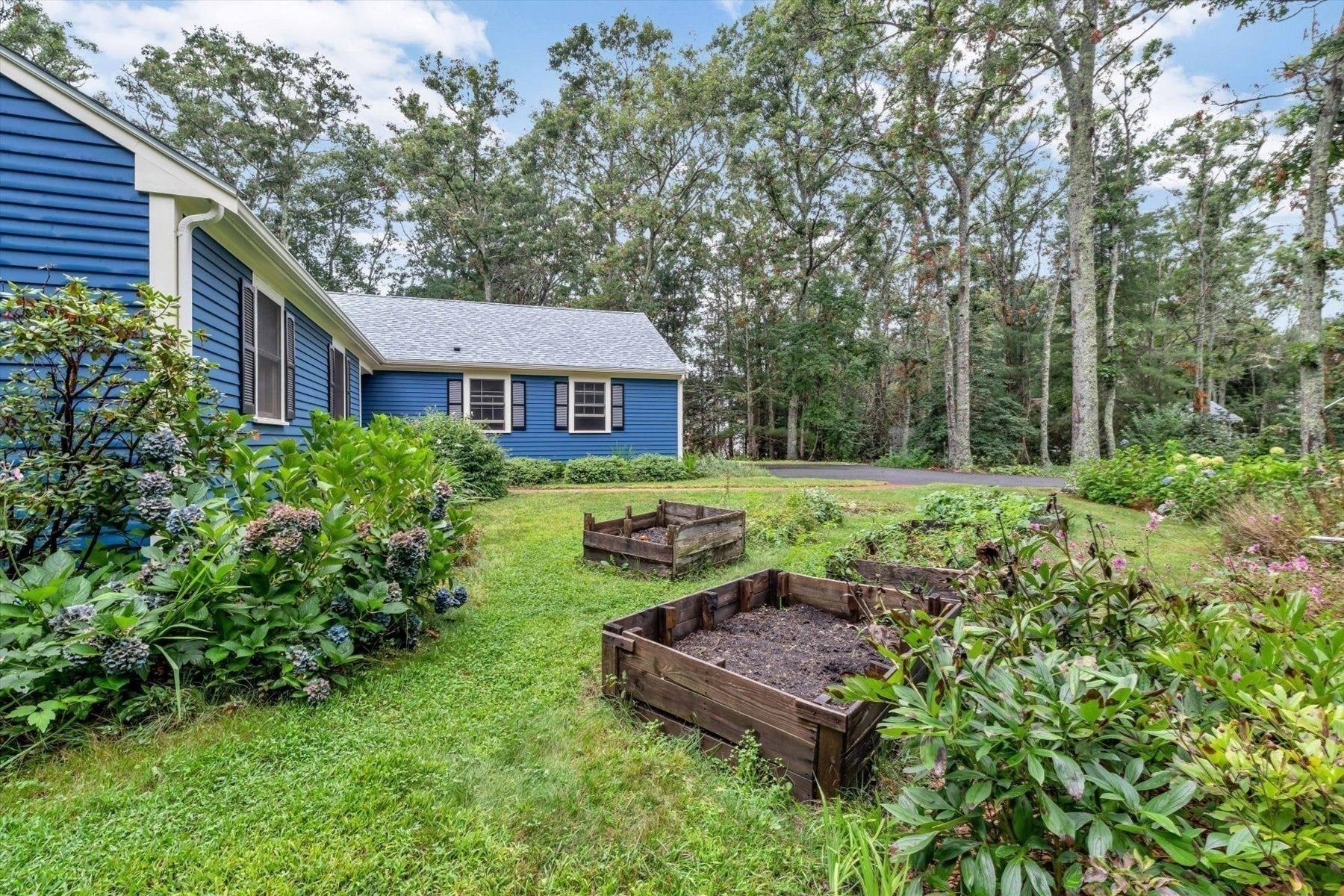 8 Golf Link Cir, Sandwich, MA, 8 Golf Link Cir, Sandwich, MA Photo #36
