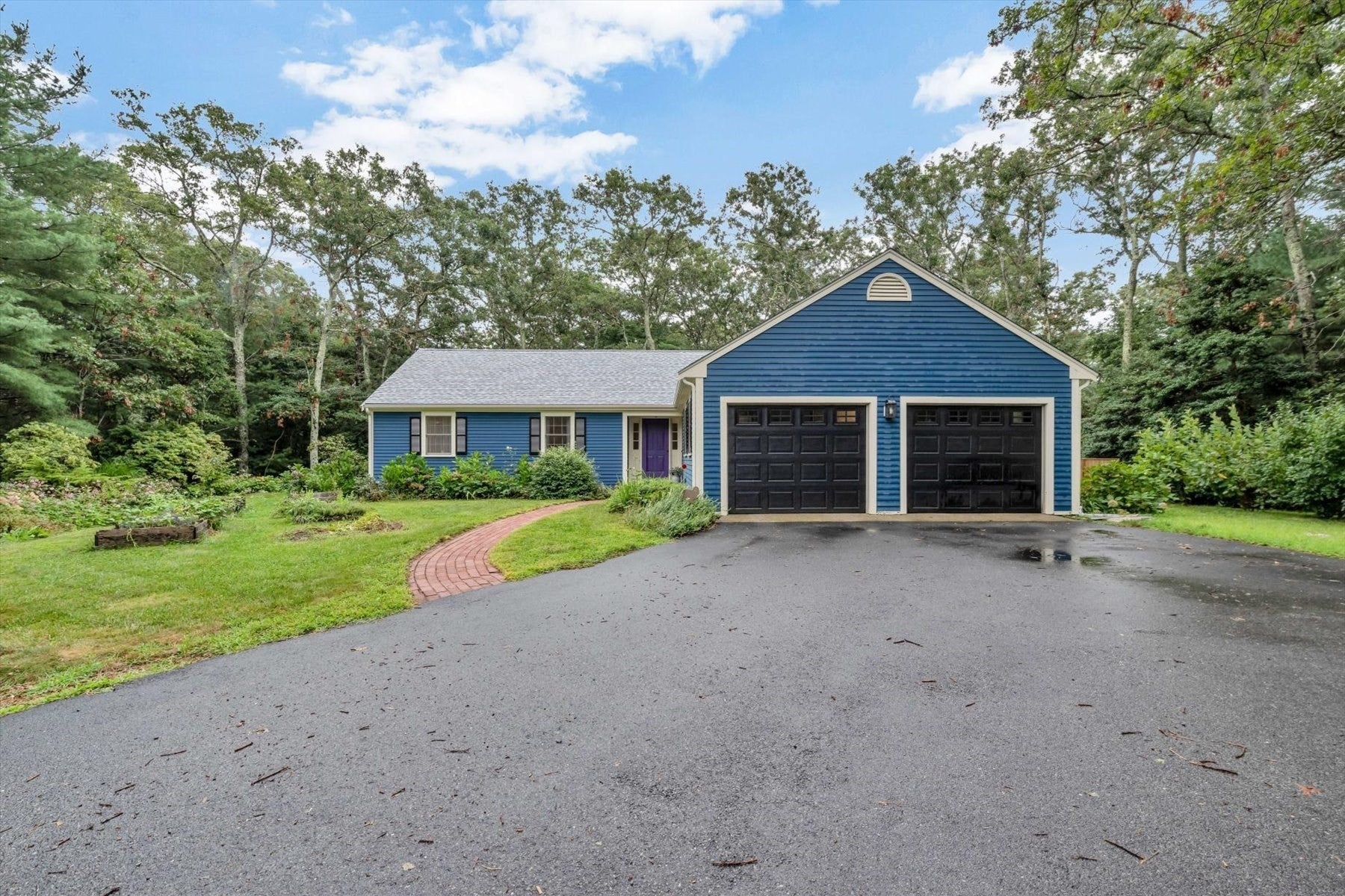 8 Golf Link Cir