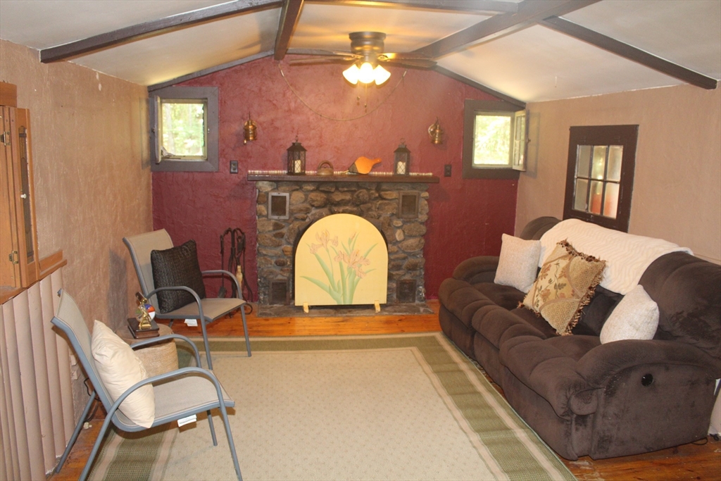 145 Monomonac Road E