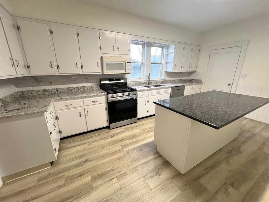 44 Capitol St 1