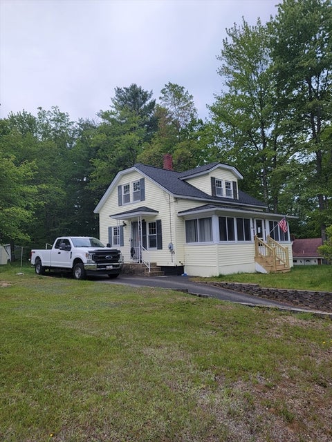 Photo of 205 Ryan St, Gardner, MA 01440 (MLS # 73528718)