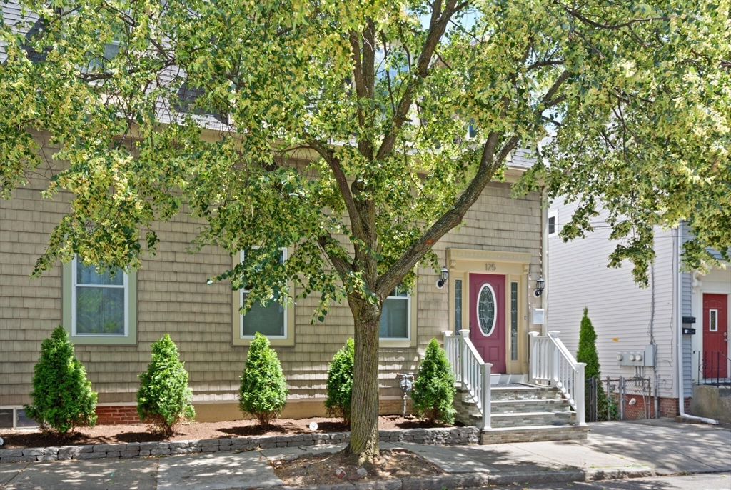 125 Heath St
