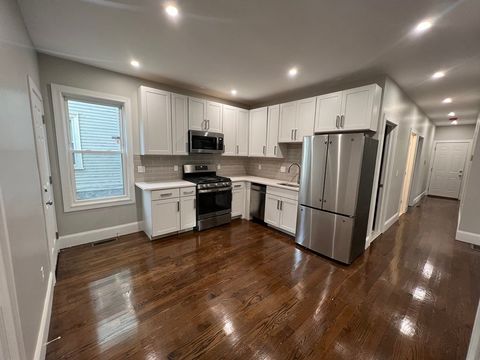 25 Pleasant St 2 Boston MA 02125