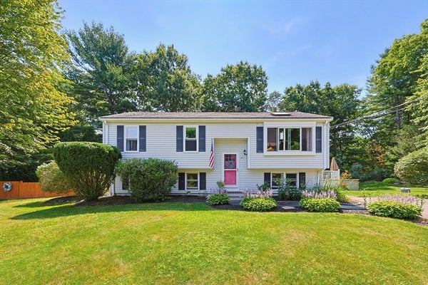 29 TIDE MEADOWS DR, BERKLEY, MA 02779 - Image 542eb77b5c60f2d64db99646457d14ea/870440496