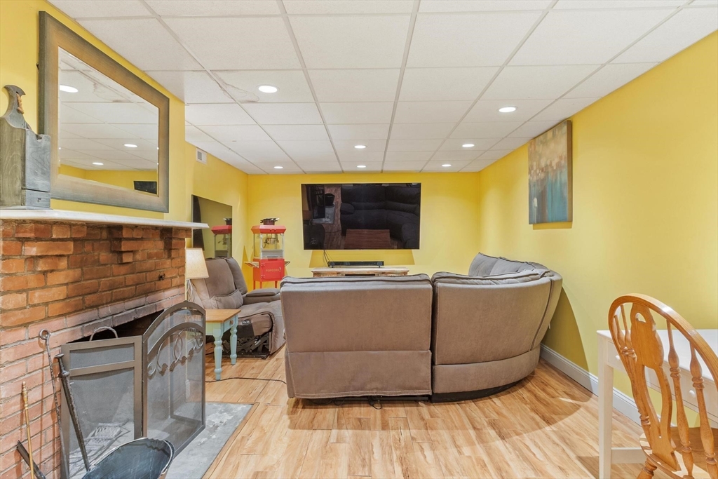 289 Sterling Rd, Lancaster, MA Photo #26