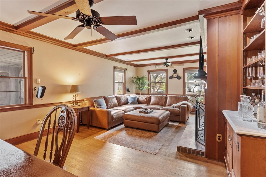 289 Sterling Rd, Lancaster, MA Photo #4