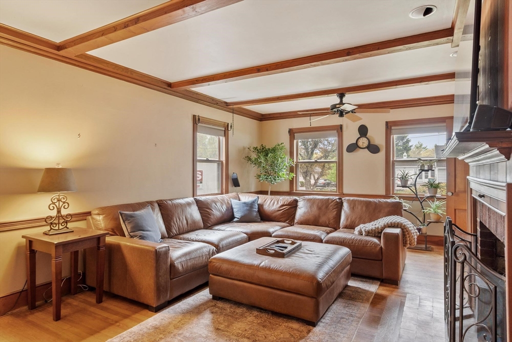 289 Sterling Rd, Lancaster, MA Photo #6