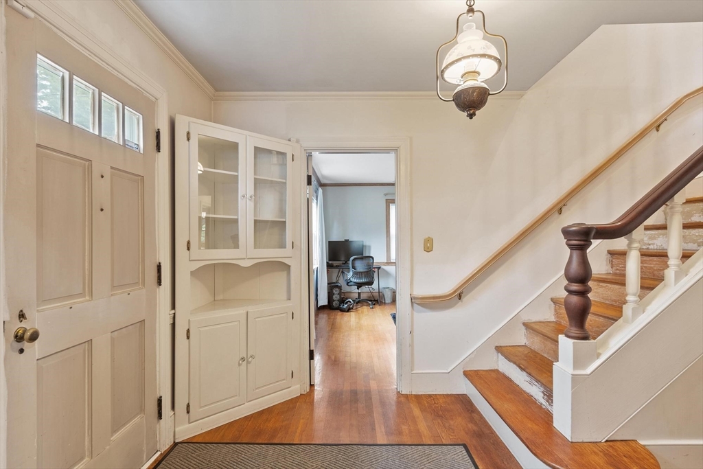 289 Sterling Rd, Lancaster, MA Photo #20