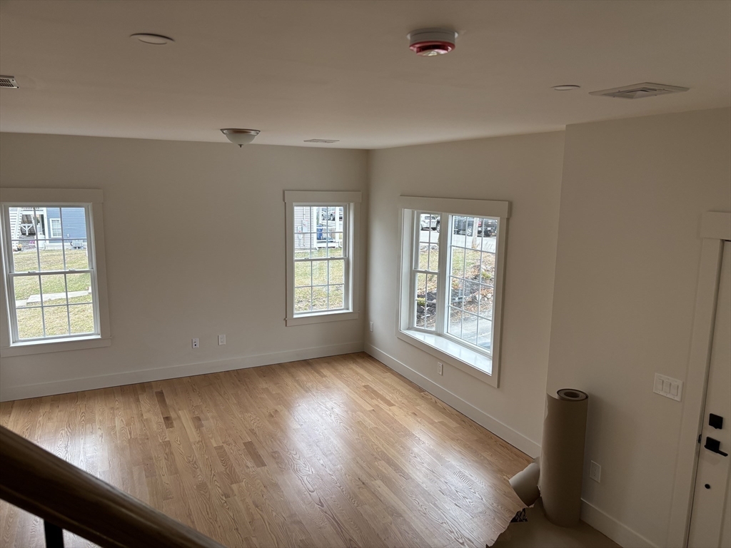 70 Valmor Street
