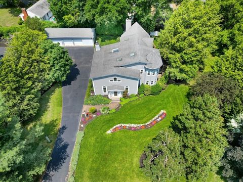 4 Aricia Ln Winchester MA 01890