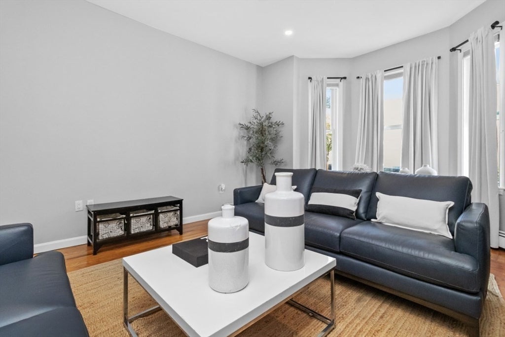 595 East 4th St 1