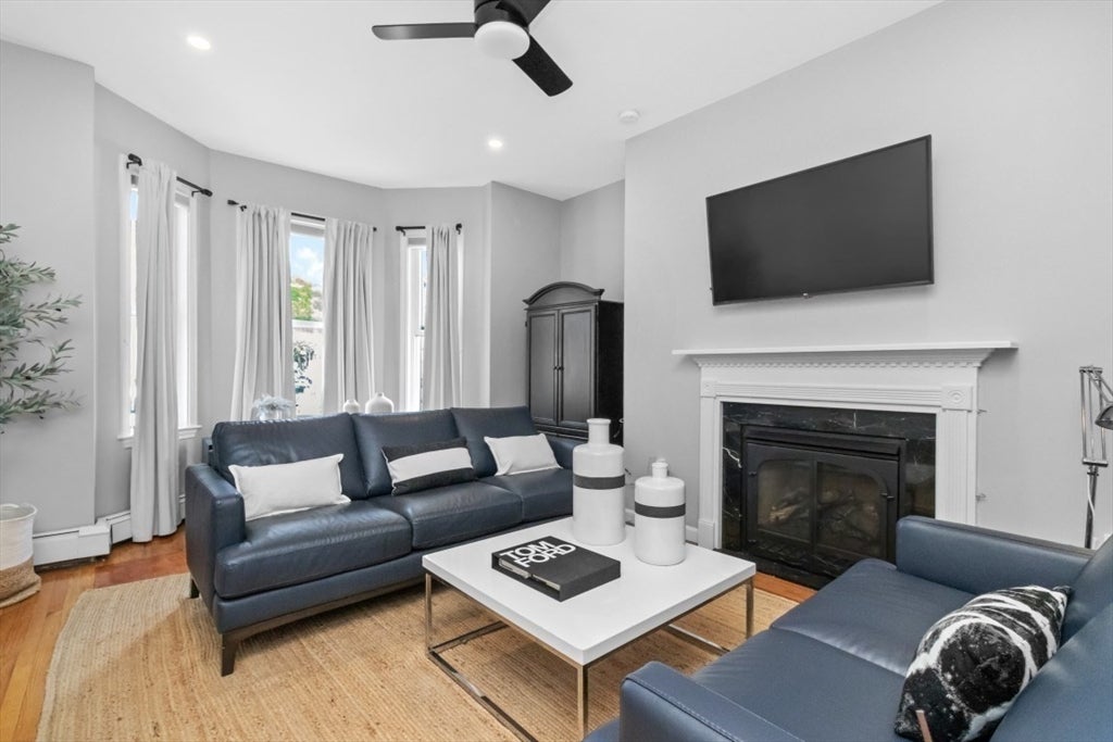 595 East 4th St 1