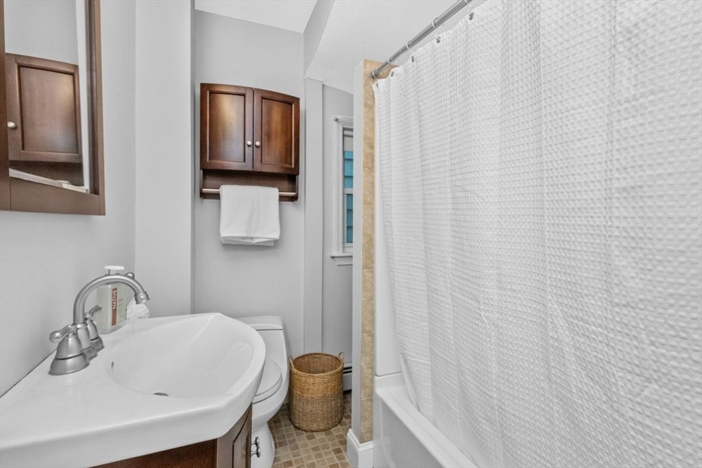 595 East 4th St #1, Boston, MA Photo #14