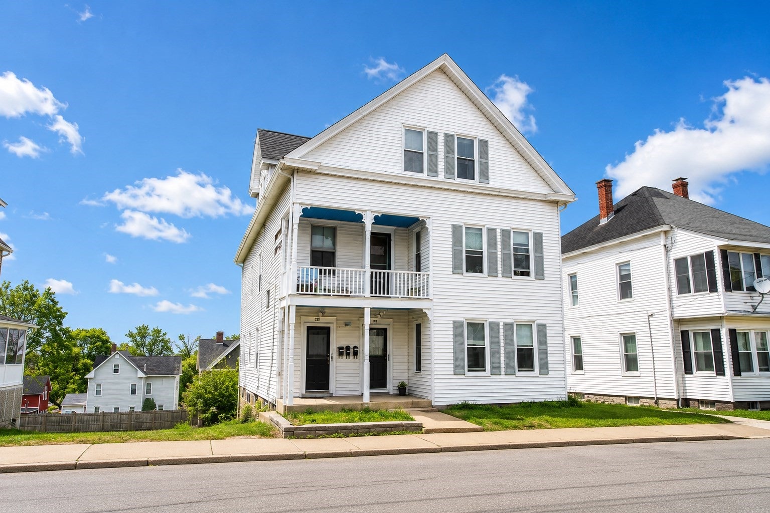 Click for 120 Summit St #2, Clinton, MA slideshow