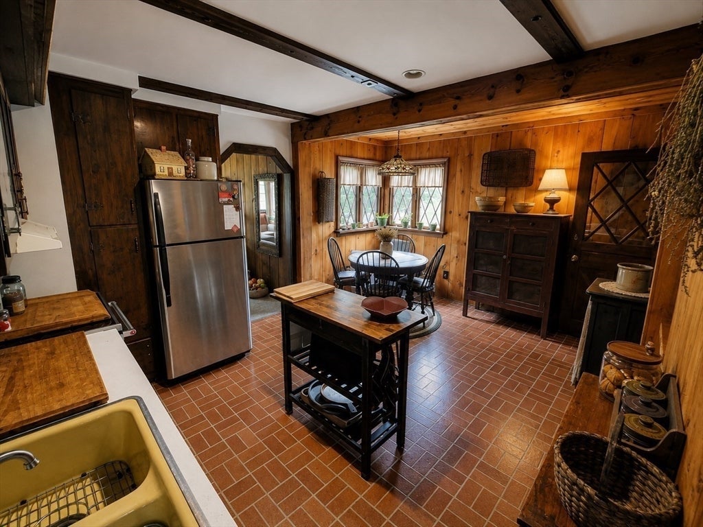 22 Hill St, Hopedale, MA, 22 Hill St, Hopedale, MA Photo #6