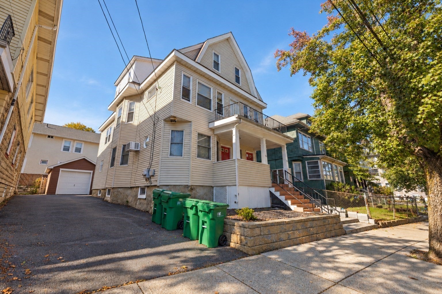 Photo of 221-223 Boston Ave, Medford, MA
