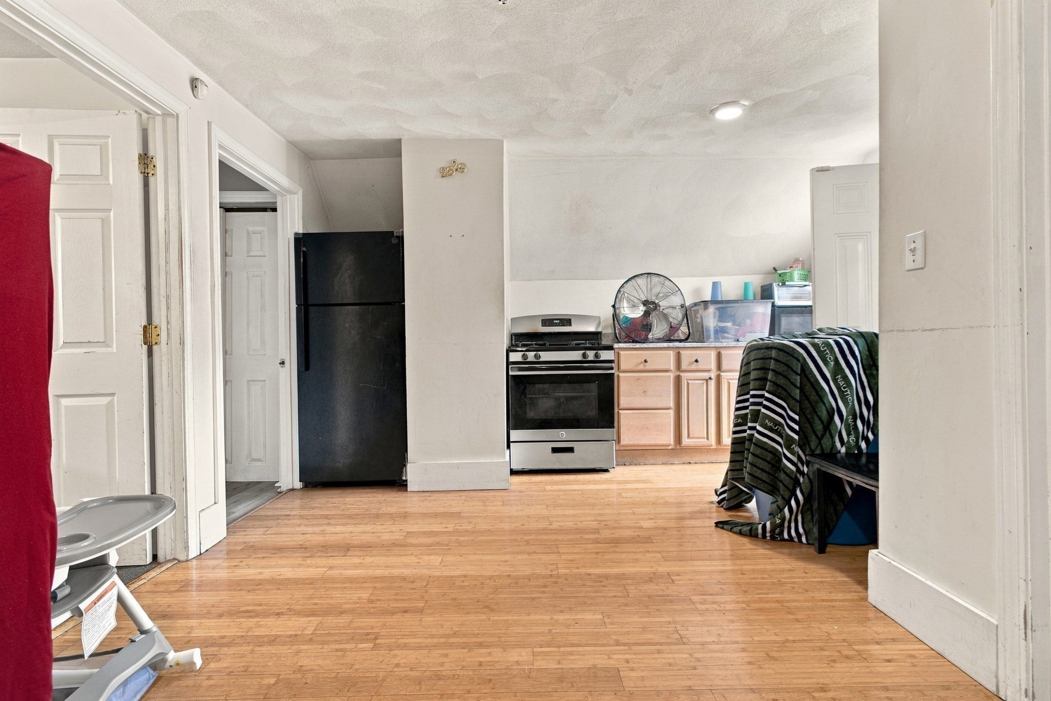 398 Ferry St, Everett, MA Photo #25