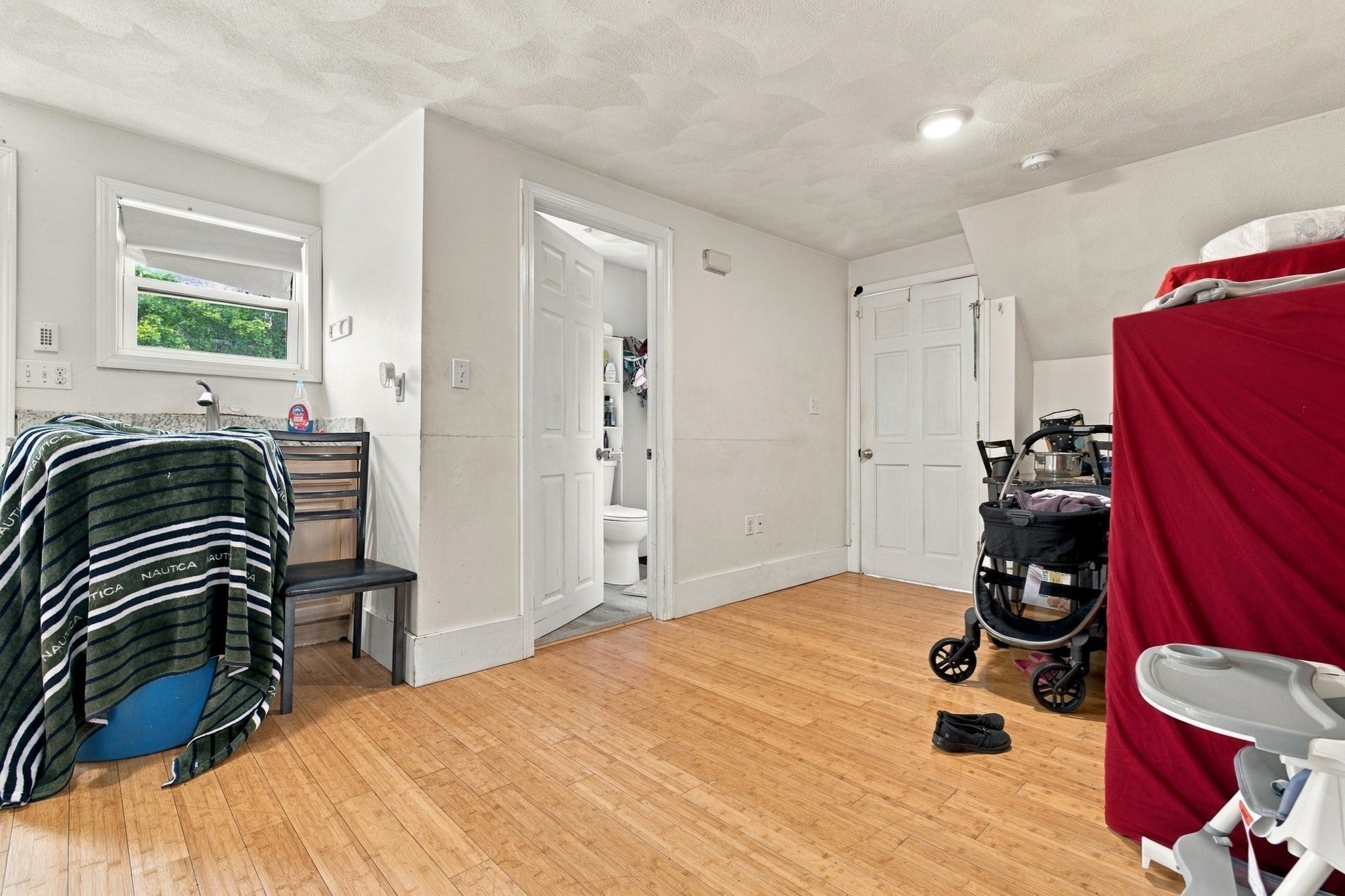 398 Ferry St, Everett, MA Photo #27