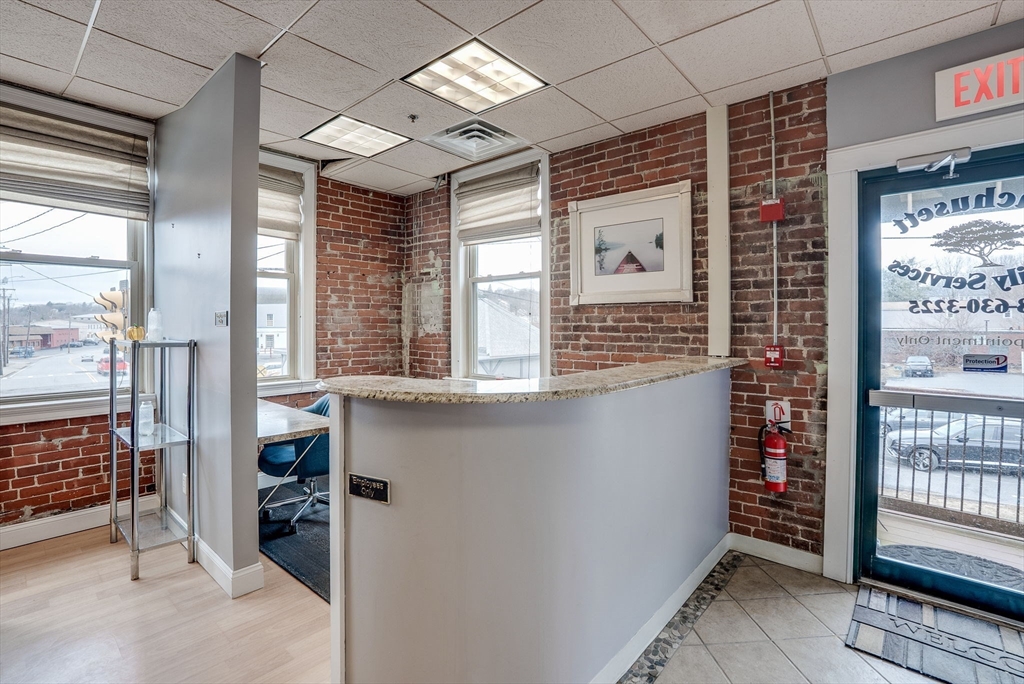 486 Chestnut St 11
