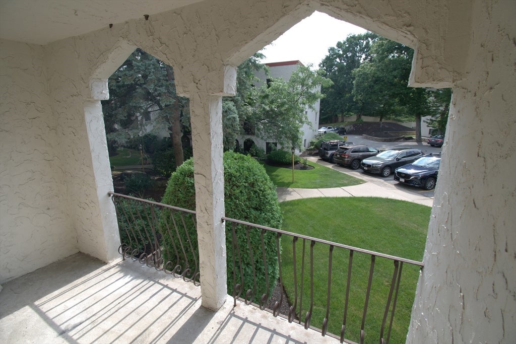 200 Fellsview Terrace #205B, Stoneham, MA Photo #10